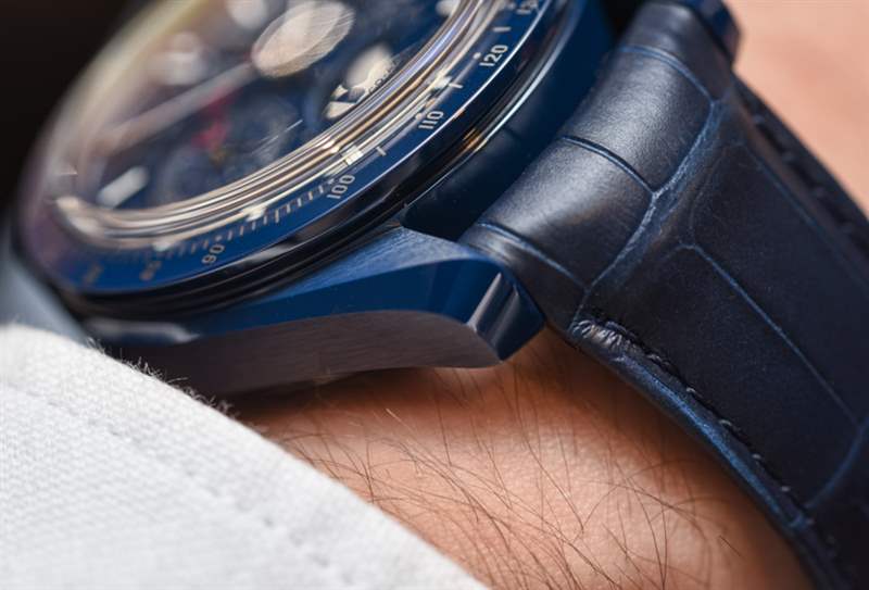 歐米茄超霸系列'月之藍面' 藍色陶瓷表殼月相腕表