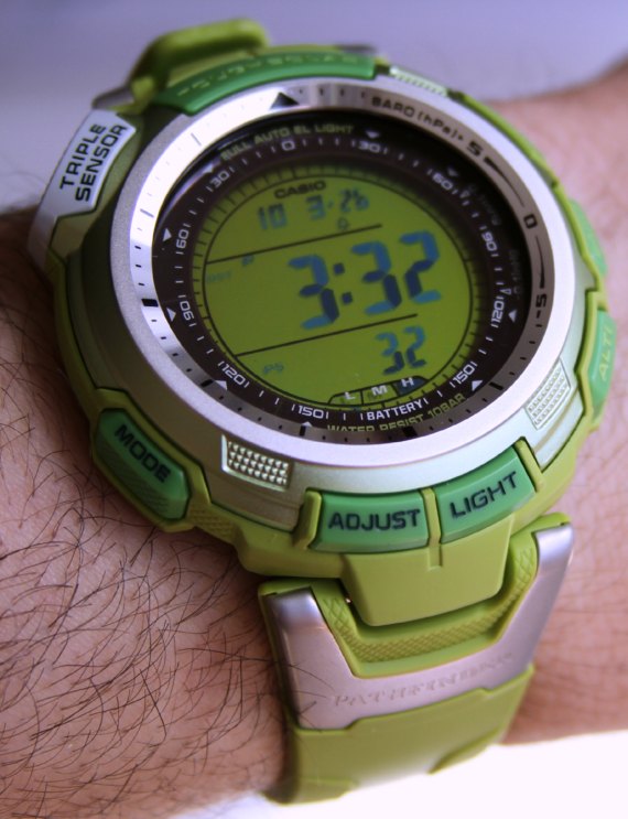 Casio Pathfinder PAG110C-3 watch 7 卡西歐探路者PAG110C-3綠色石英電子手表