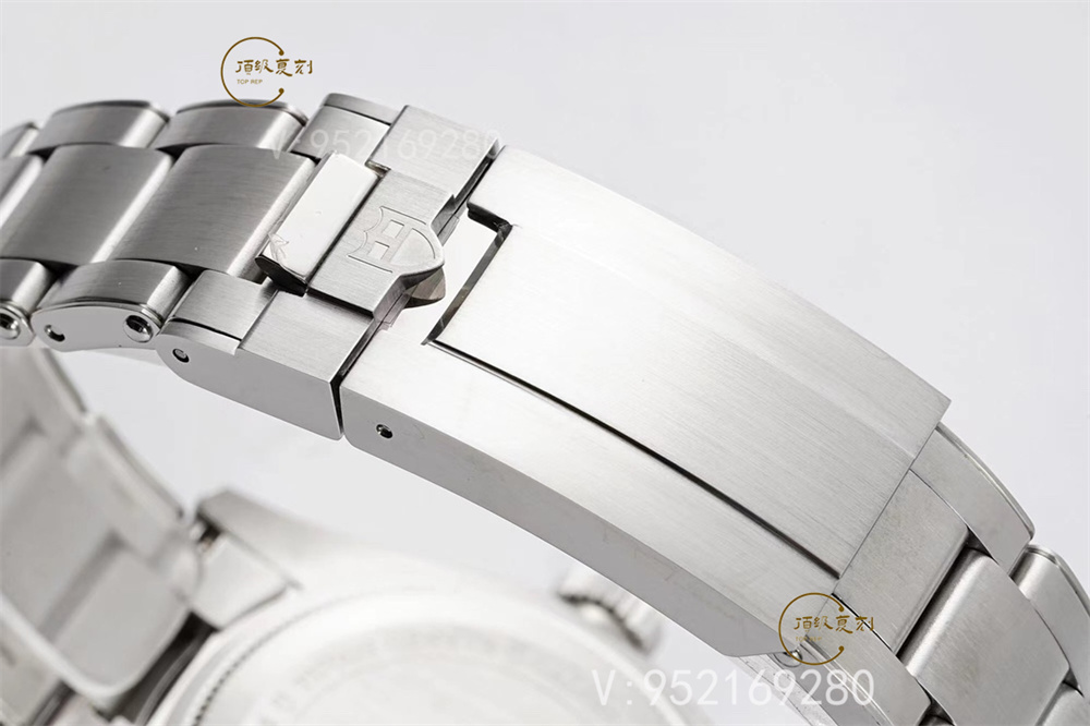 ZF廠帝舵碧灣系列M79470-0001真假對比評測,細(xì)節(jié)做的怎么樣